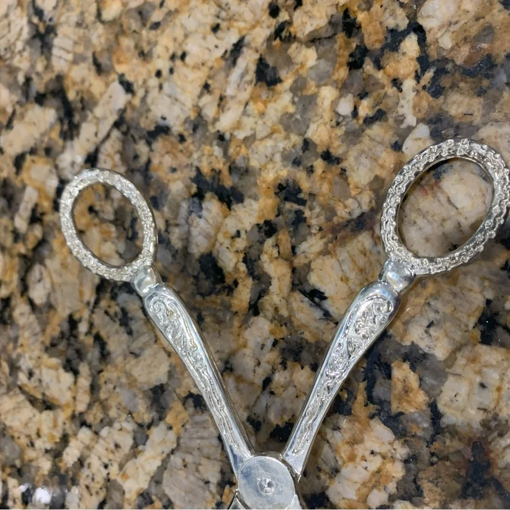 Decorators Choice Silver Pastry Tongs 8” By Filagree desing Used